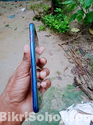 Samsung J4+